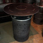 Wunschmotiv 'Schwarze Wölfe Stehtisch'